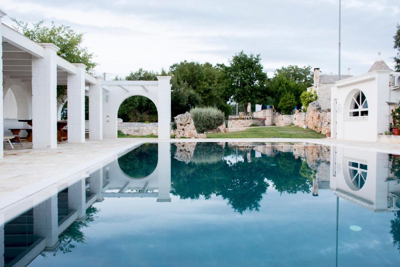 Trullo Cinquenoci Suite Locorotondo Dış mekan fotoğraf