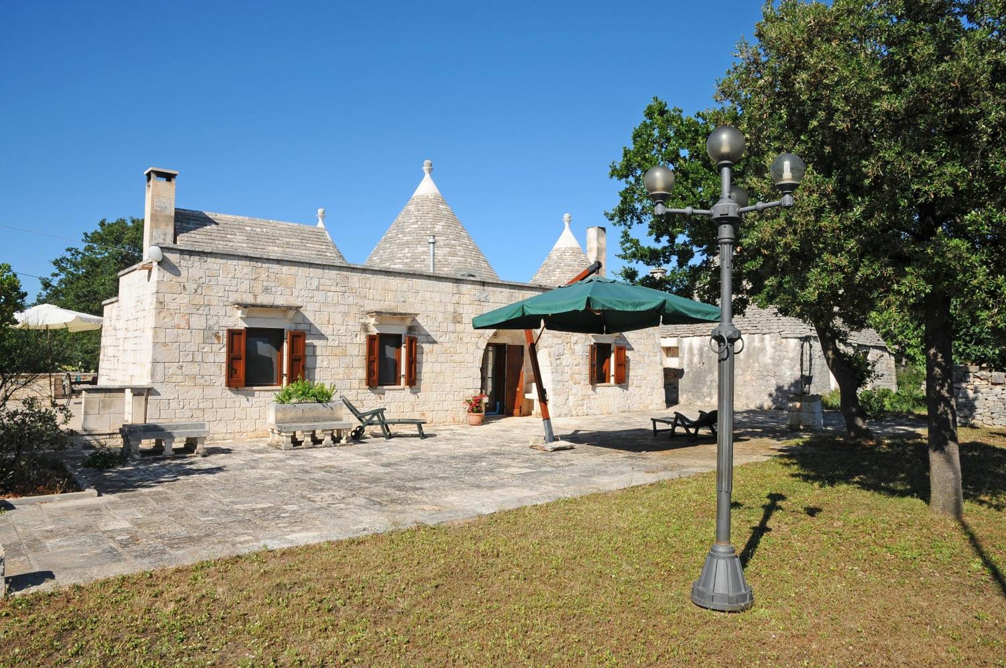 Trullo Cinquenoci Suite Locorotondo Dış mekan fotoğraf